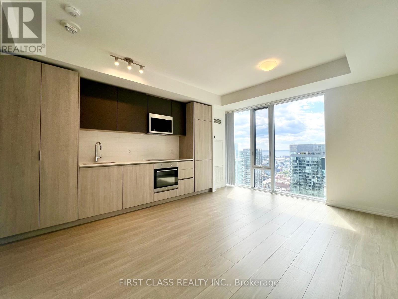 8 Widmer Street, Toronto, Ontario M5V 2E7 - Photo 3 - C13441010