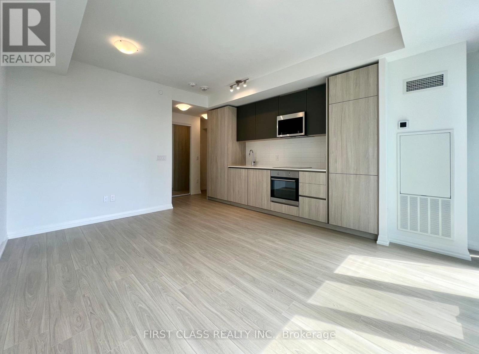 8 Widmer Street, Toronto, Ontario M5V 2E7 - Photo 4 - C13441010