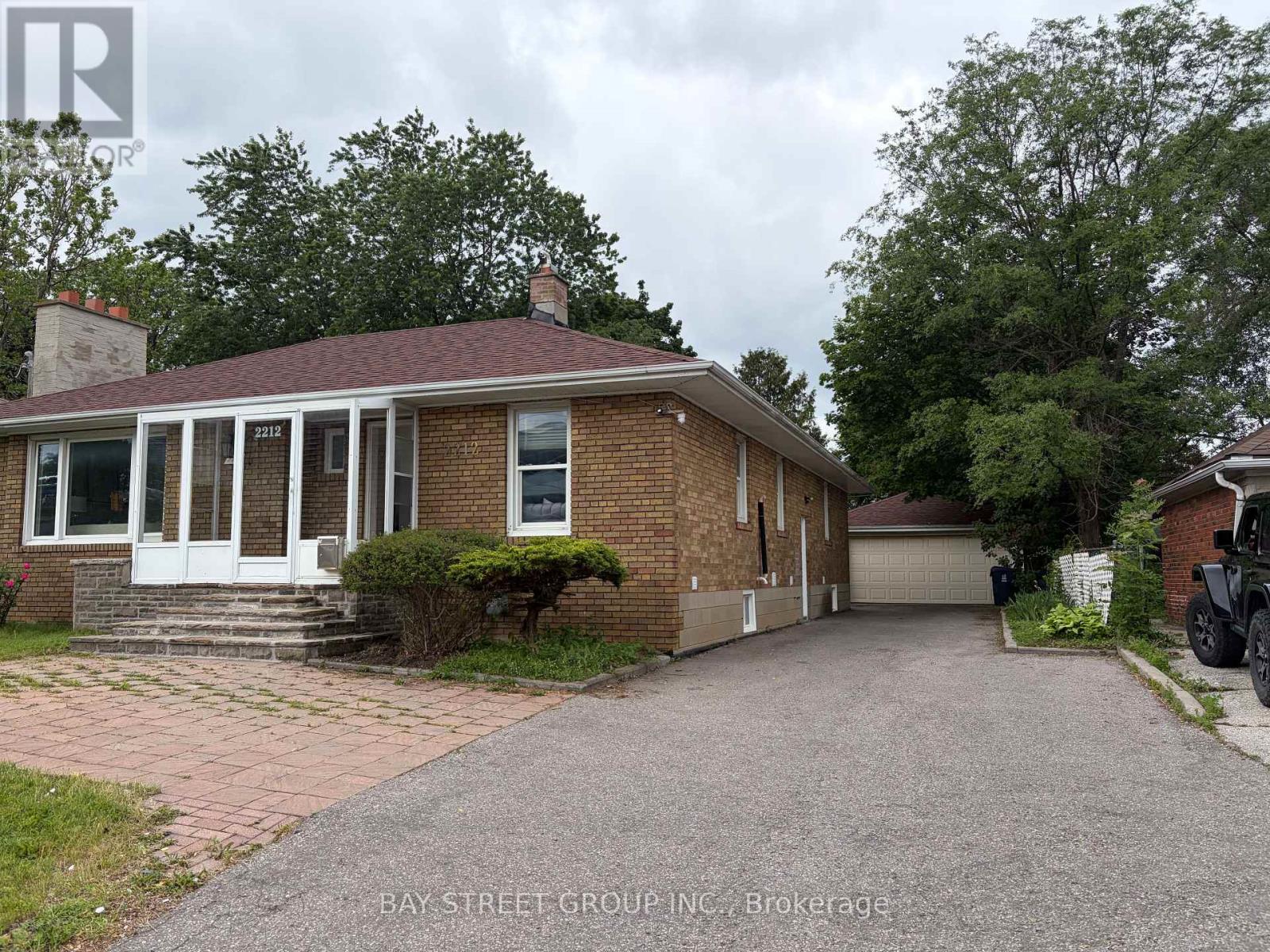 2212 KENNEDY ROAD, Toronto, Ontario