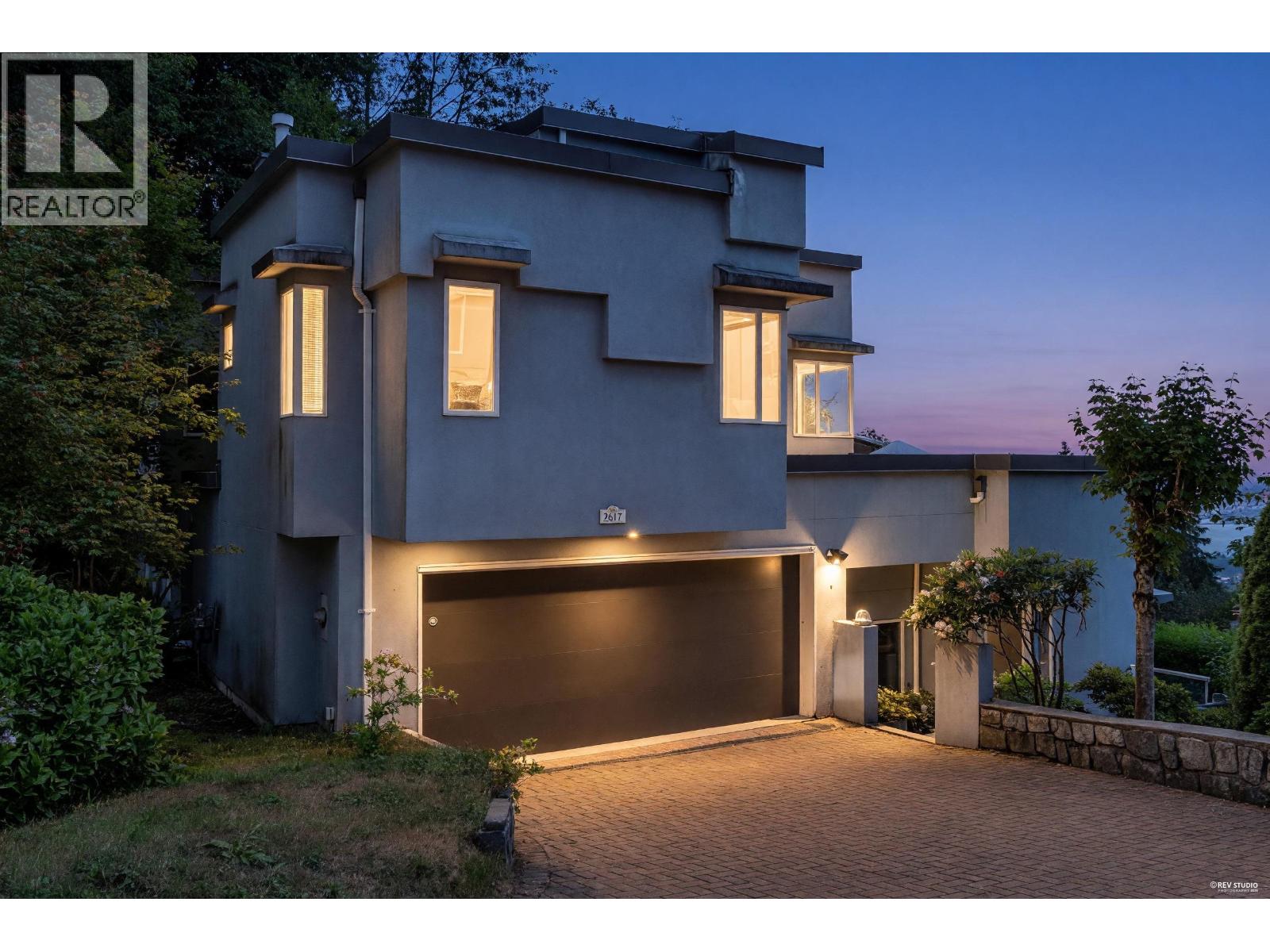 2617 WESTHILL WAY, West Vancouver, British Columbia