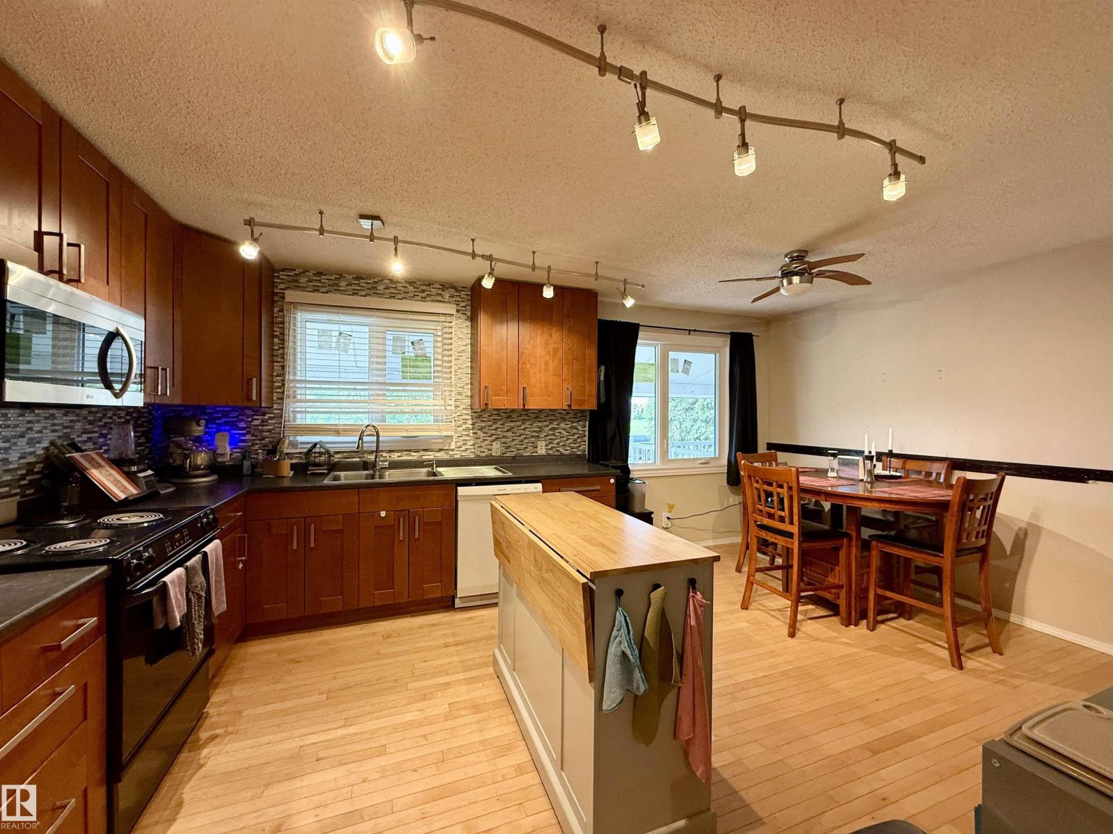 5032 45 St, Lamont, Alberta  T0B 2R0 - Photo 11 - E4493598