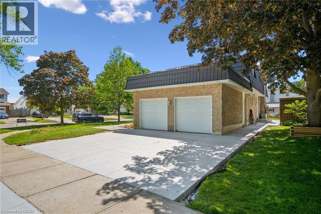 31 Glen Lake Crescent, Kitchener, Ontario  N2N 1C4 - Photo 48 - 40830736