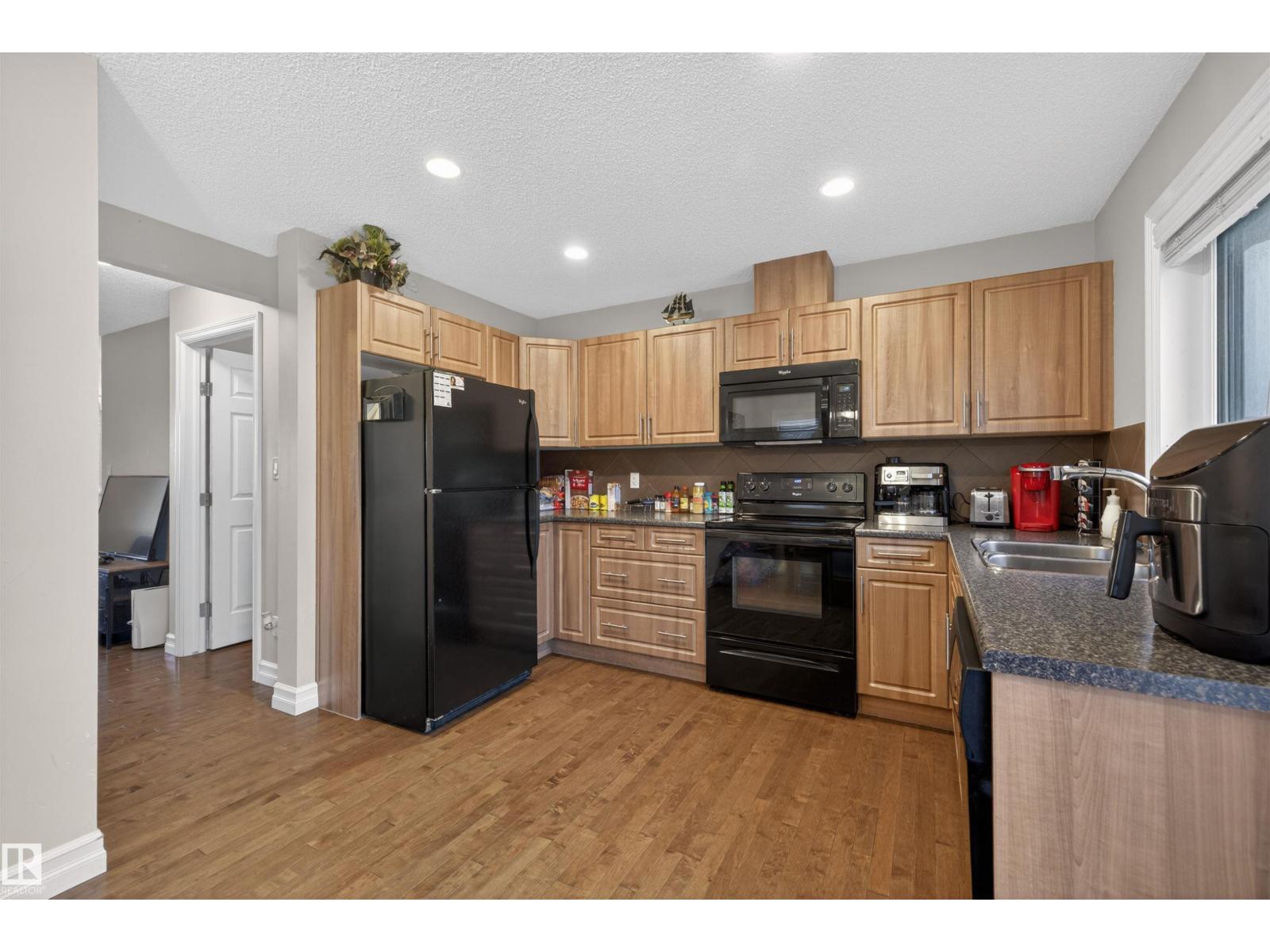 #105 219 Charlotte Wy, Sherwood Park, Alberta  T8H 0T3 - Photo 4 - E4484495
