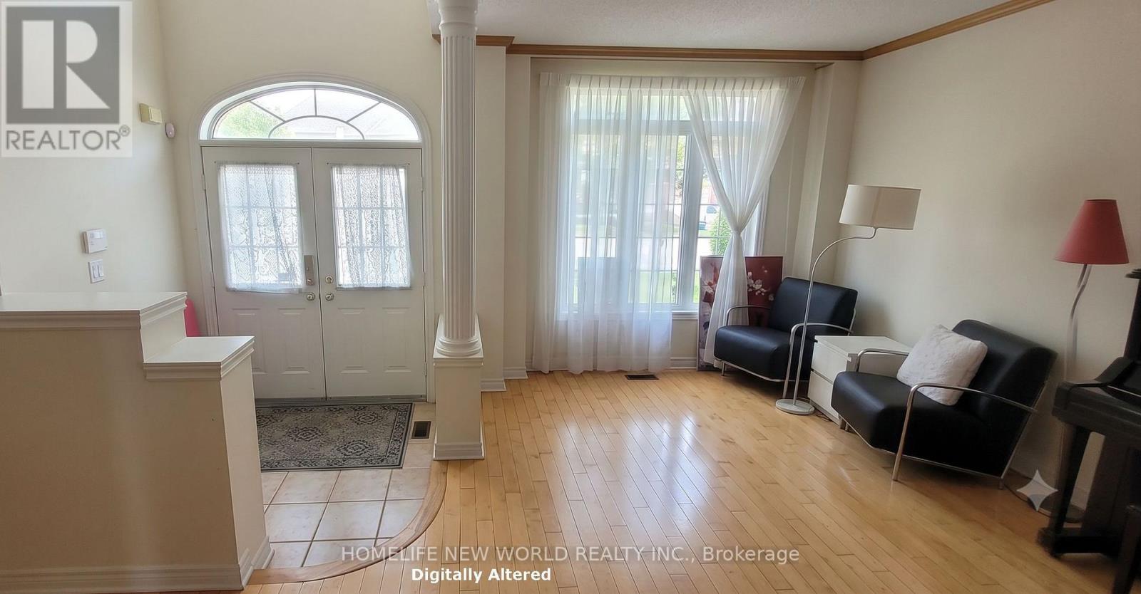 118 Gemini Crescent, Richmond Hill, Ontario  L4S 2K7 - Photo 2 - N13441014
