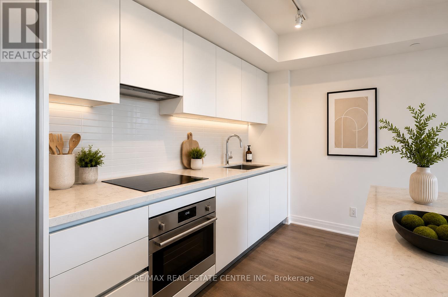 5903 - 4015 The Exchange, Mississauga, Ontario  L5B 0N9 - Photo 15 - W13423446