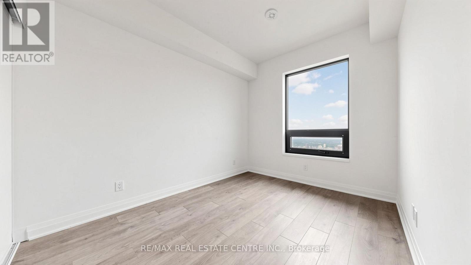 5903 - 4015 The Exchange, Mississauga, Ontario  L5B 0N9 - Photo 19 - W13423446