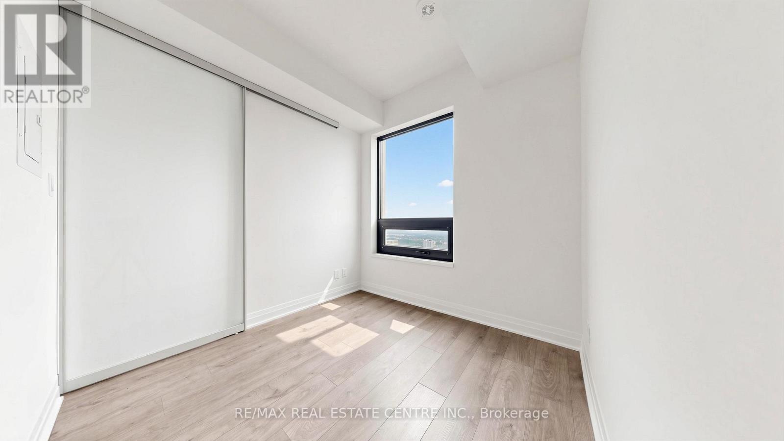 5903 - 4015 The Exchange, Mississauga, Ontario  L5B 0N9 - Photo 24 - W13423446