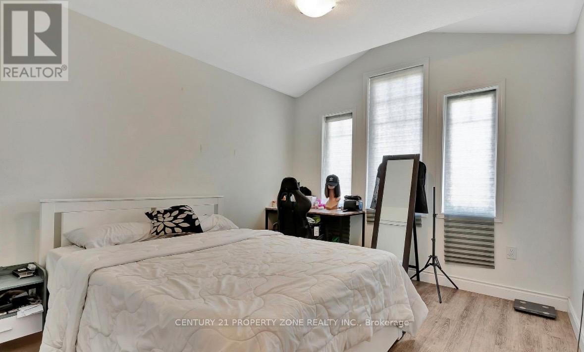 254 Waterbrook Lane, Kitchener, Ontario  N2P 0H7 - Photo 13 - X13440972