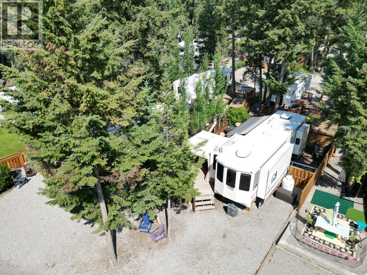 4868 RIVERVIEW Drive Unit# 55, Edgewater, British Columbia