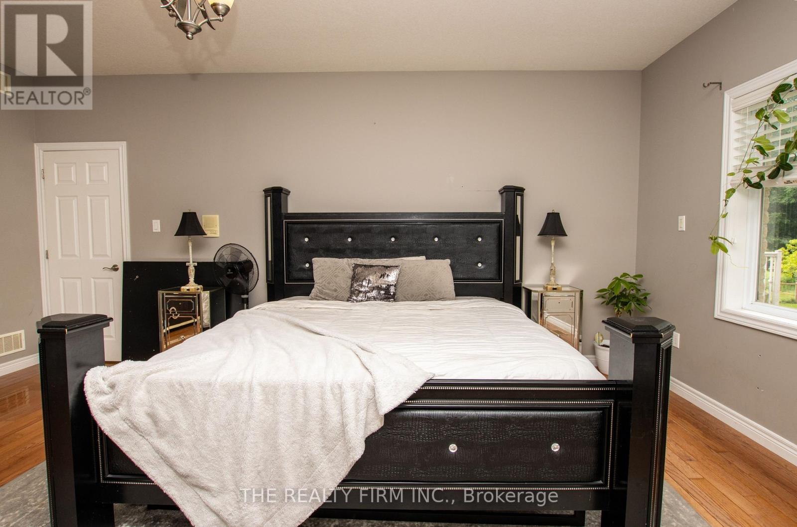 24677 Pioneer Line, West Elgin, Ontario  N0L 2P0 - Photo 19 - X13441050