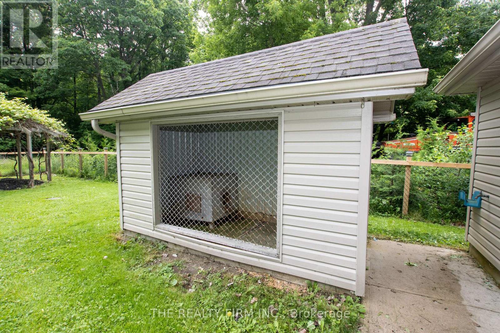 24677 Pioneer Line, West Elgin, Ontario  N0L 2P0 - Photo 43 - X13441050