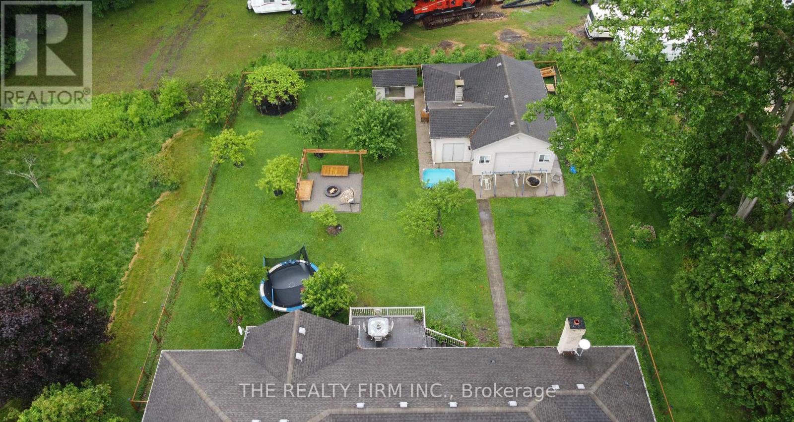 24677 Pioneer Line, West Elgin, Ontario  N0L 2P0 - Photo 45 - X13441050