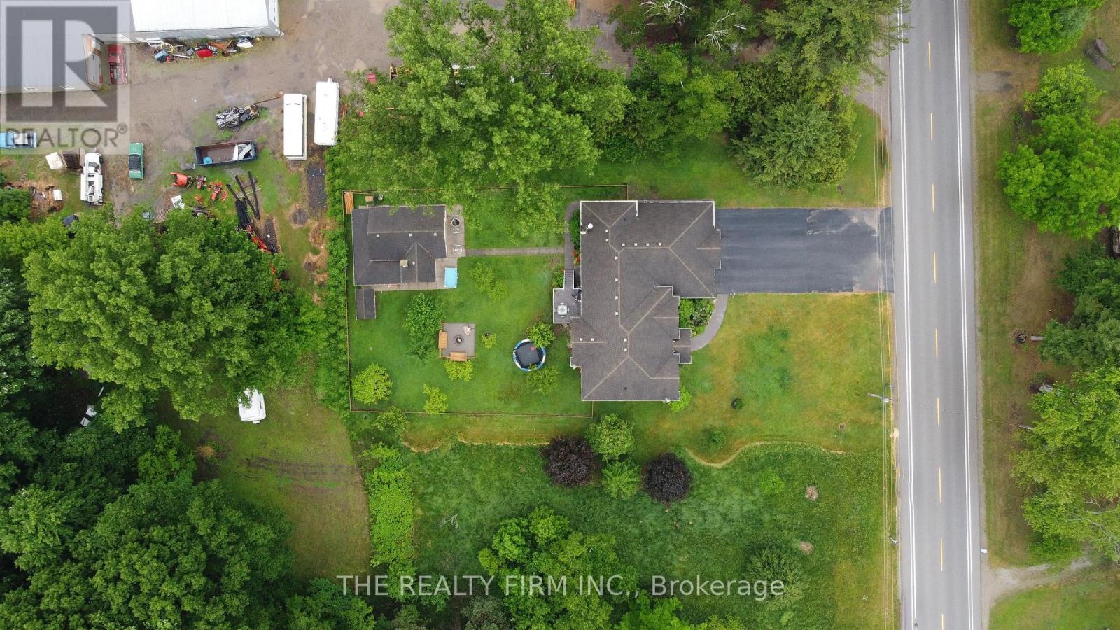 24677 Pioneer Line, West Elgin, Ontario  N0L 2P0 - Photo 46 - X13441050
