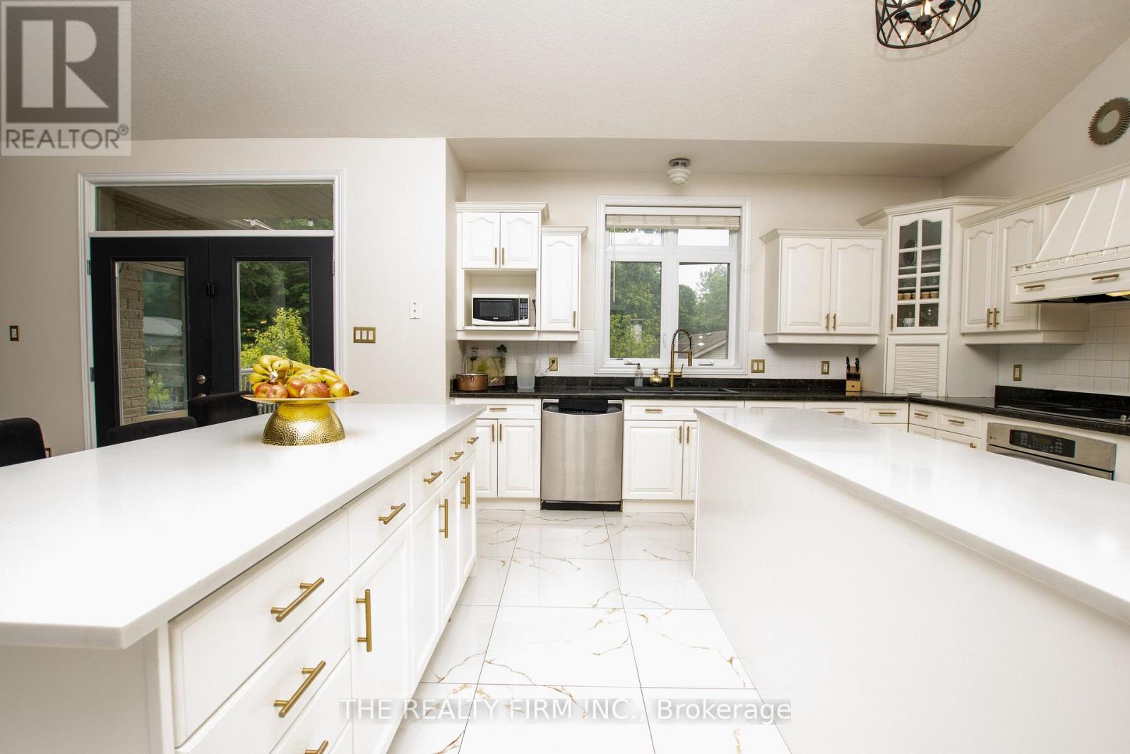 24677 Pioneer Line, West Elgin, Ontario  N0L 2P0 - Photo 9 - X13441050
