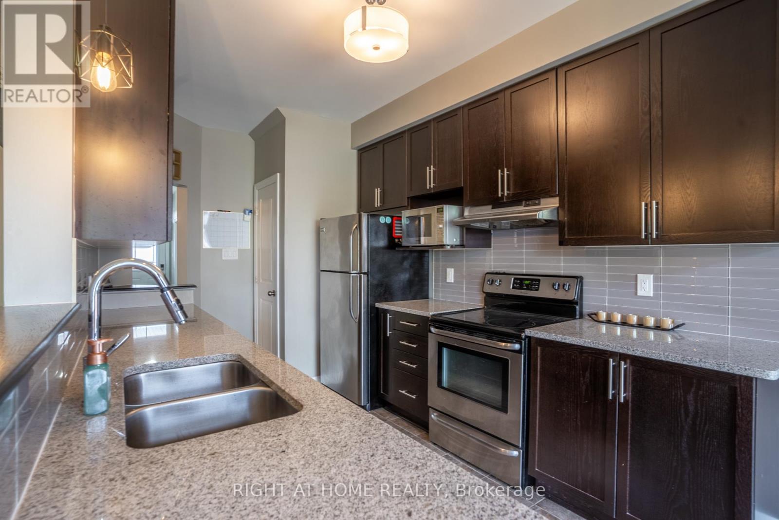 712 Brian Good Avenue, Ottawa, Ontario K4M 0C1 - Photo 10 - X13441042