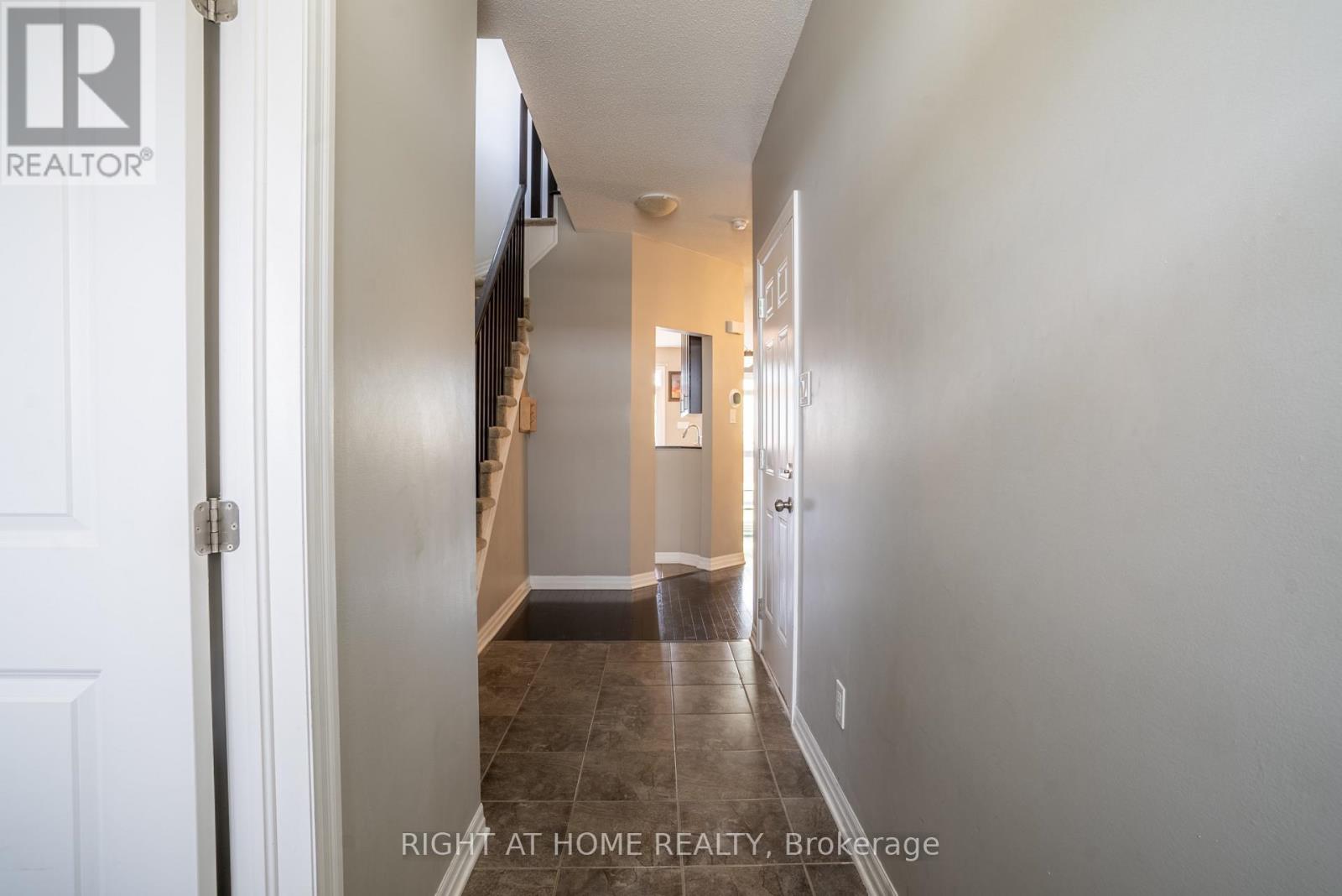 712 Brian Good Avenue, Ottawa, Ontario K4M 0C1 - Photo 2 - X13441042