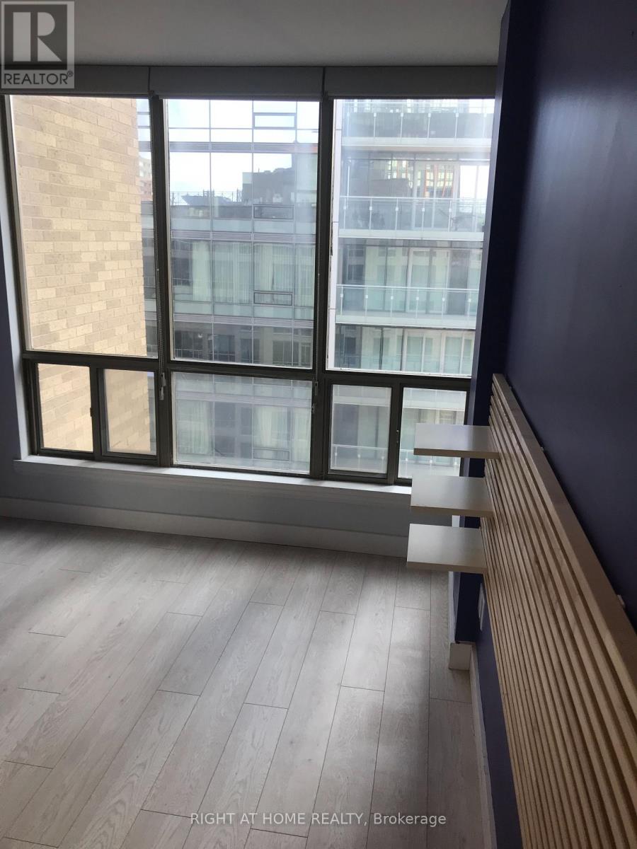 1601 - 40 Scollard Street, Toronto, Ontario  M5R 3S1 - Photo 24 - C13441068