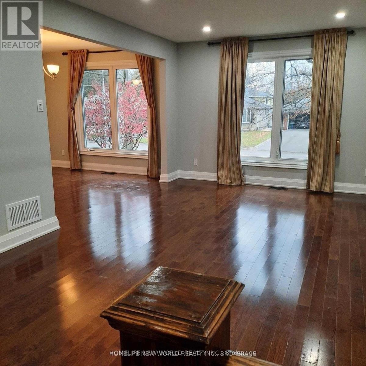 Main - 7 Southdale Drive, Markham, Ontario  L3P 1J6 - Photo 2 - N13441022