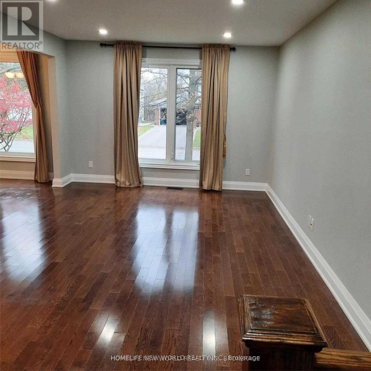 Main - 7 Southdale Drive, Markham, Ontario  L3P 1J6 - Photo 5 - N13441022