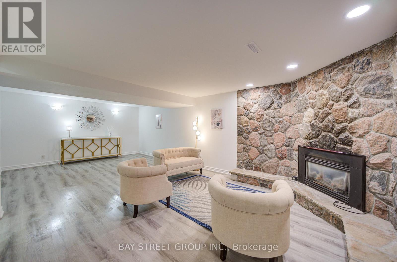 4 Sir Brandiles Place, Markham, Ontario  L3P 2Z5 - Photo 22 - N13441044