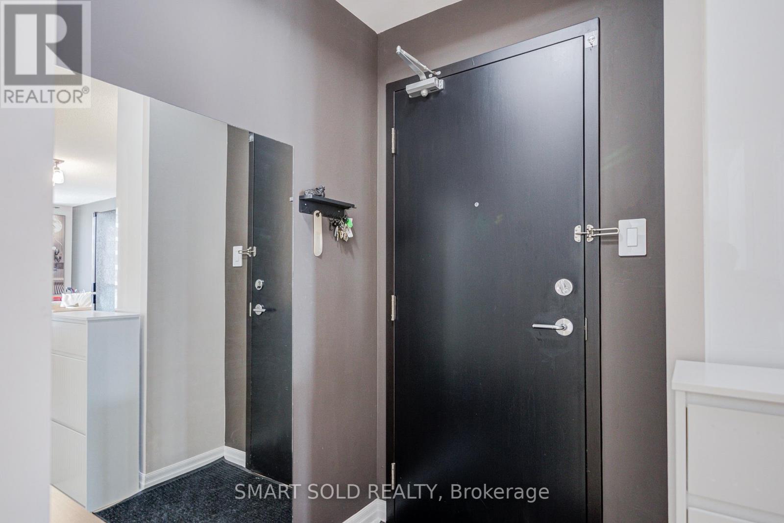 2610 - 3515 Kariya Drive, Mississauga, Ontario  L5B 0C1 - Photo 6 - W13441026