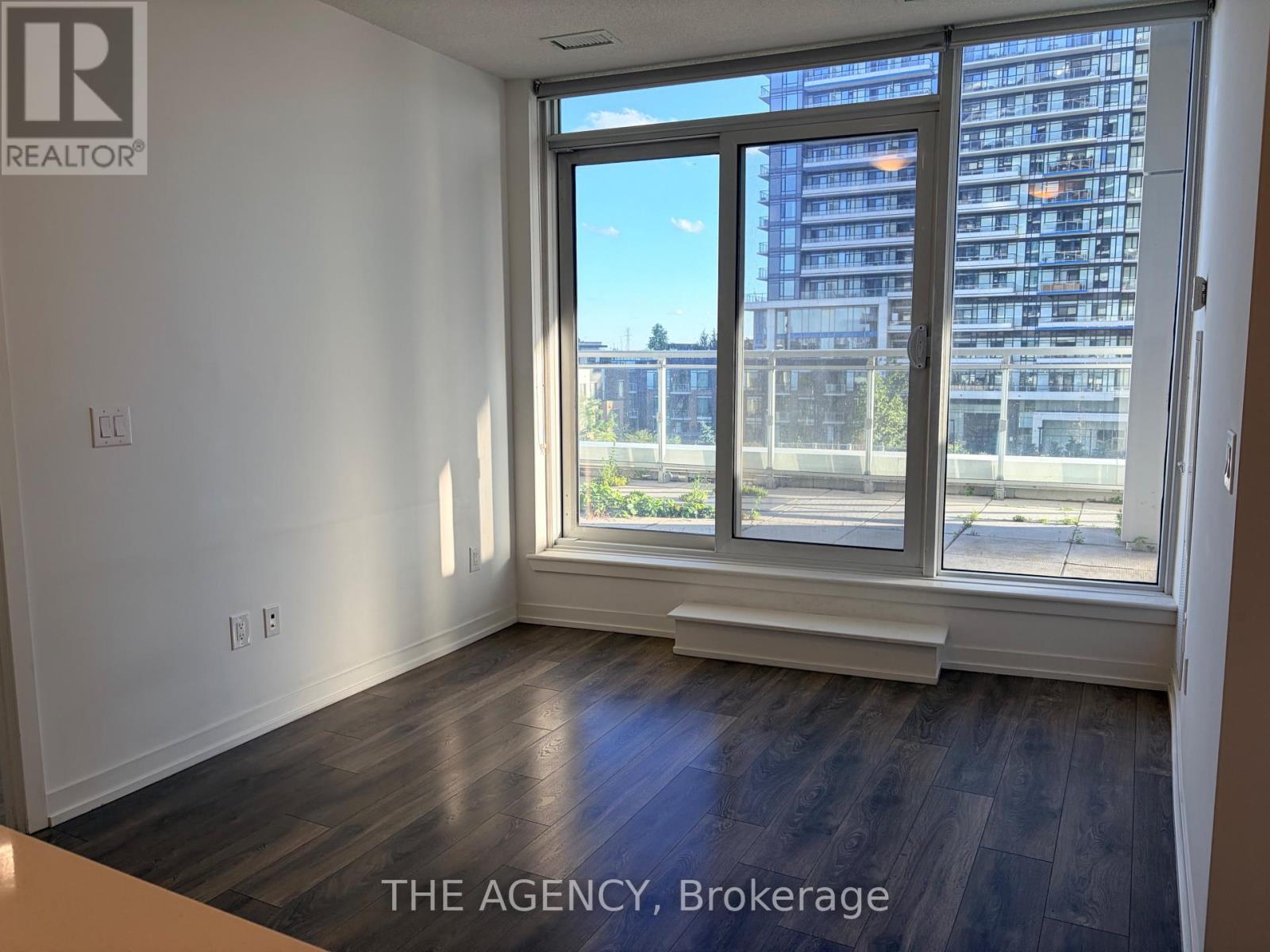 301 - 2520 Eglinton Avenue W, Mississauga, Ontario  L5M 0Y4 - Photo 14 - W13441038