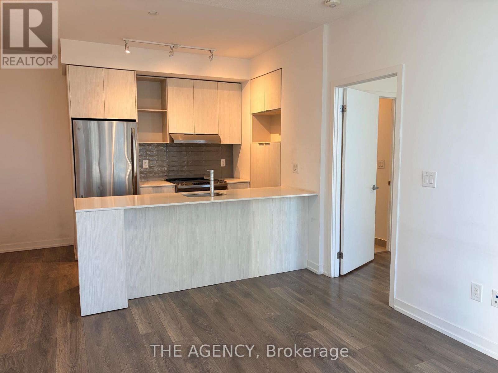 301 - 2520 Eglinton Avenue W, Mississauga, Ontario  L5M 0Y4 - Photo 15 - W13441038