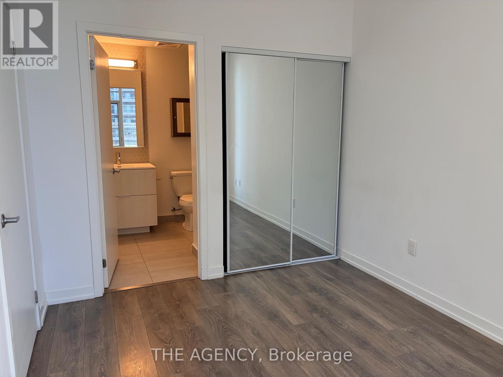 301 - 2520 Eglinton Avenue W, Mississauga, Ontario  L5M 0Y4 - Photo 18 - W13441038