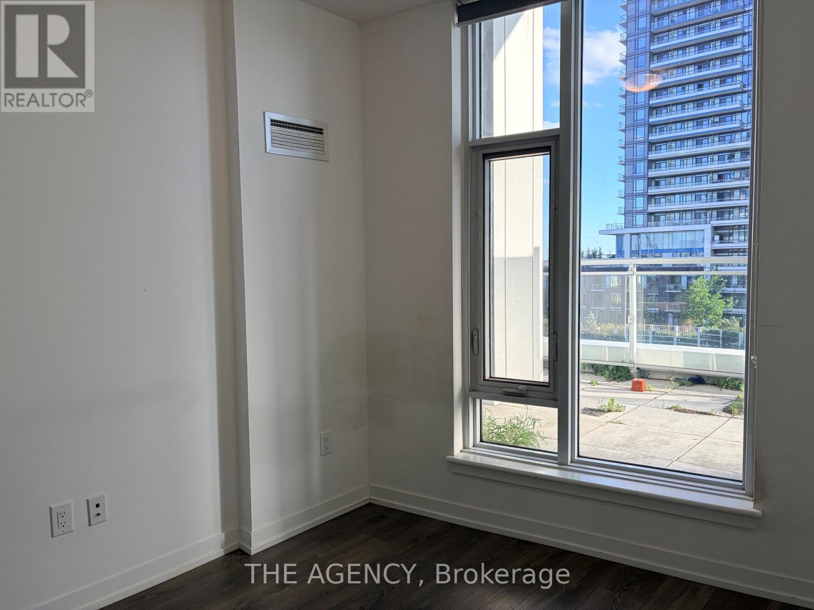 301 - 2520 Eglinton Avenue W, Mississauga, Ontario  L5M 0Y4 - Photo 23 - W13441038