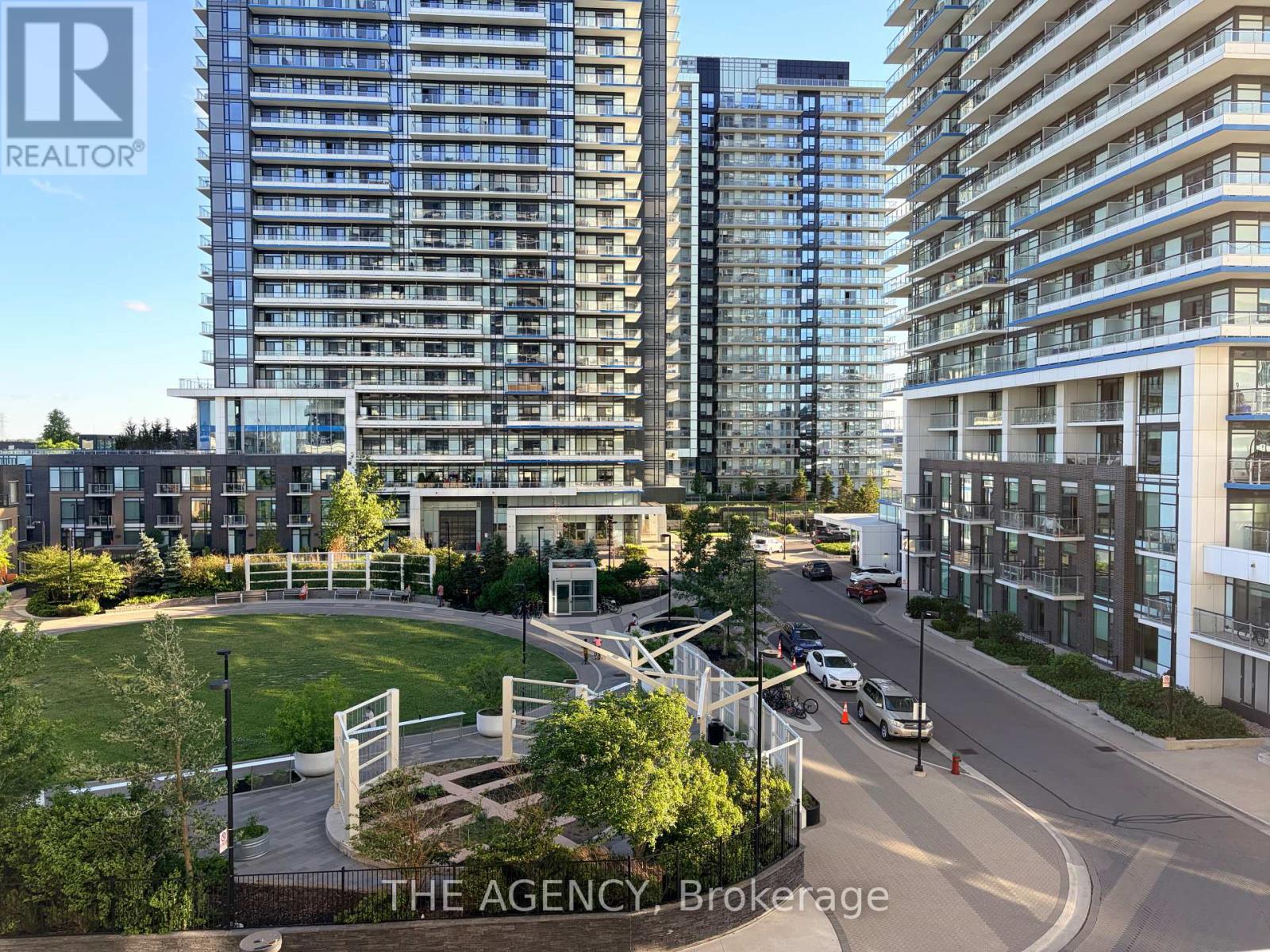 301 - 2520 Eglinton Avenue W, Mississauga, Ontario  L5M 0Y4 - Photo 26 - W13441038