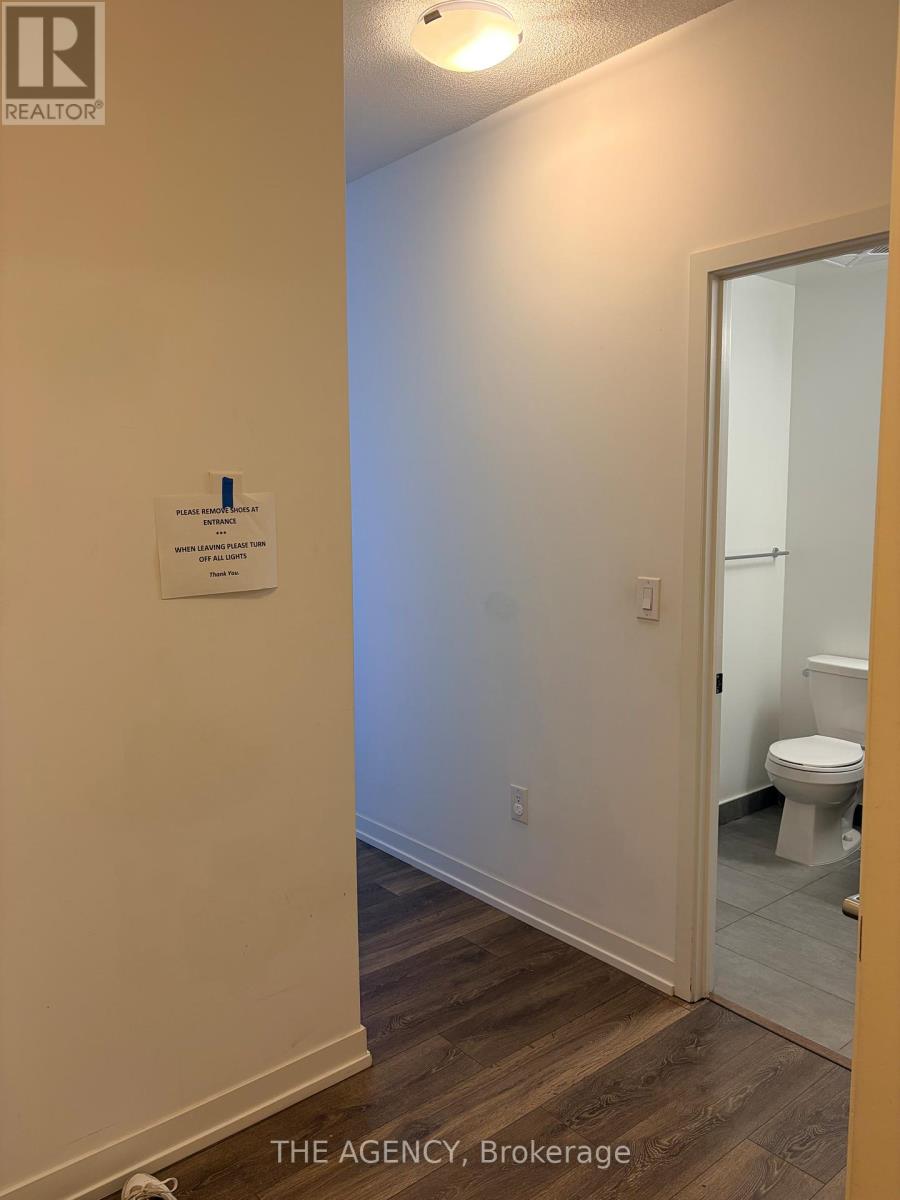 301 - 2520 Eglinton Avenue W, Mississauga, Ontario  L5M 0Y4 - Photo 6 - W13441038