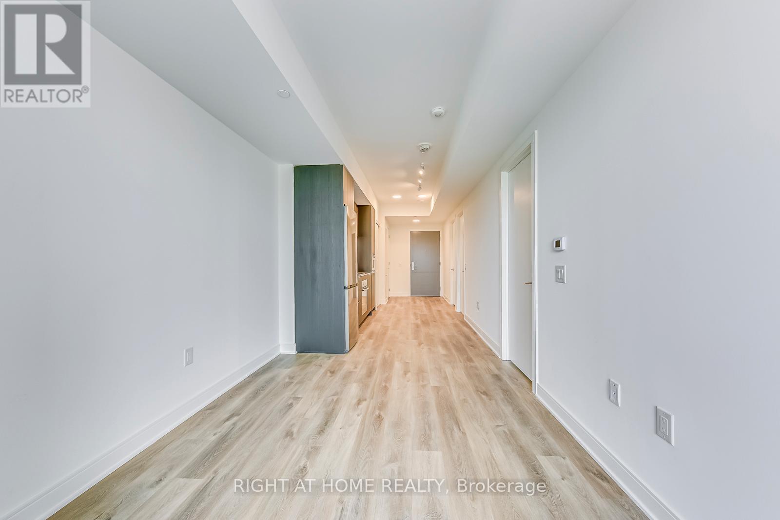 606 - 86 Dundas Street E, Mississauga, Ontario  L5A 1W4 - Photo 12 - W13441064