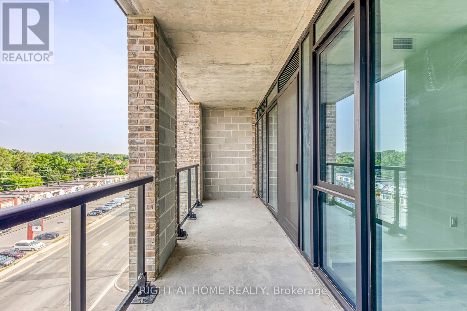606 - 86 Dundas Street E, Mississauga, Ontario  L5A 1W4 - Photo 14 - W13441064
