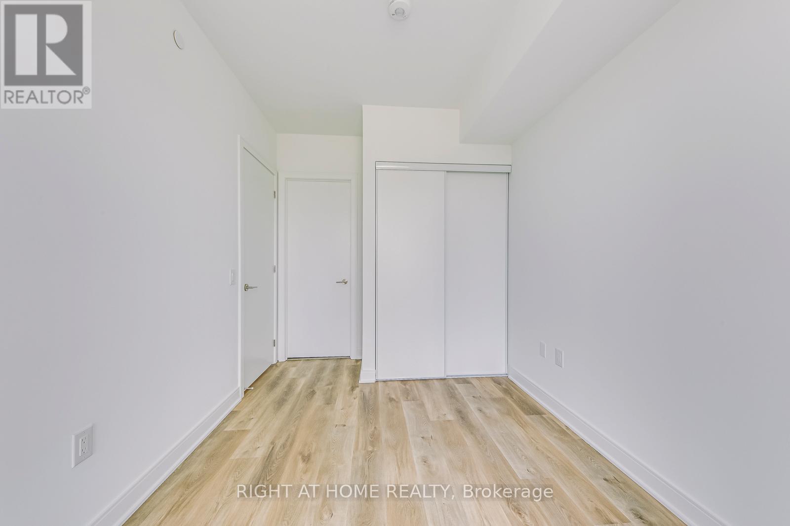 606 - 86 Dundas Street E, Mississauga, Ontario  L5A 1W4 - Photo 18 - W13441064