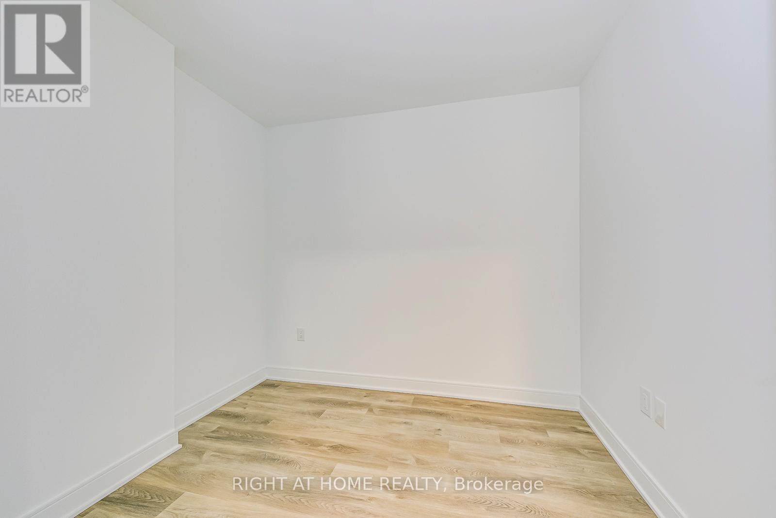 606 - 86 Dundas Street E, Mississauga, Ontario  L5A 1W4 - Photo 21 - W13441064