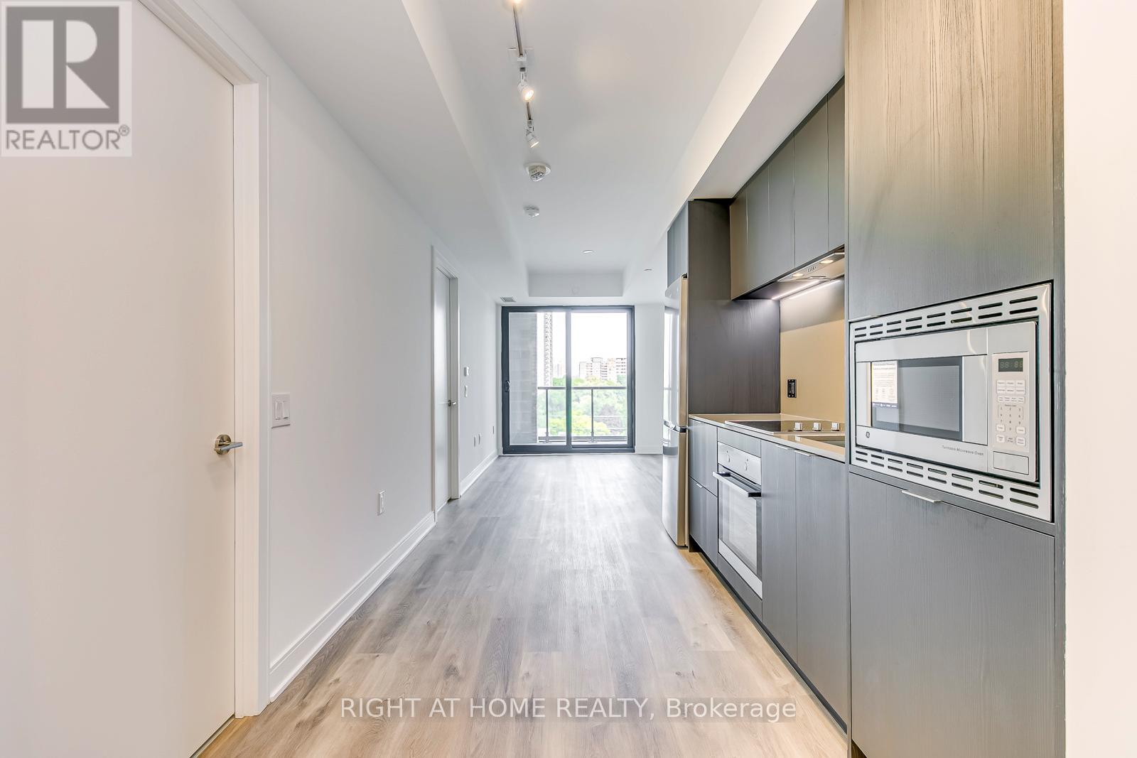 606 - 86 Dundas Street E, Mississauga, Ontario  L5A 1W4 - Photo 6 - W13441064