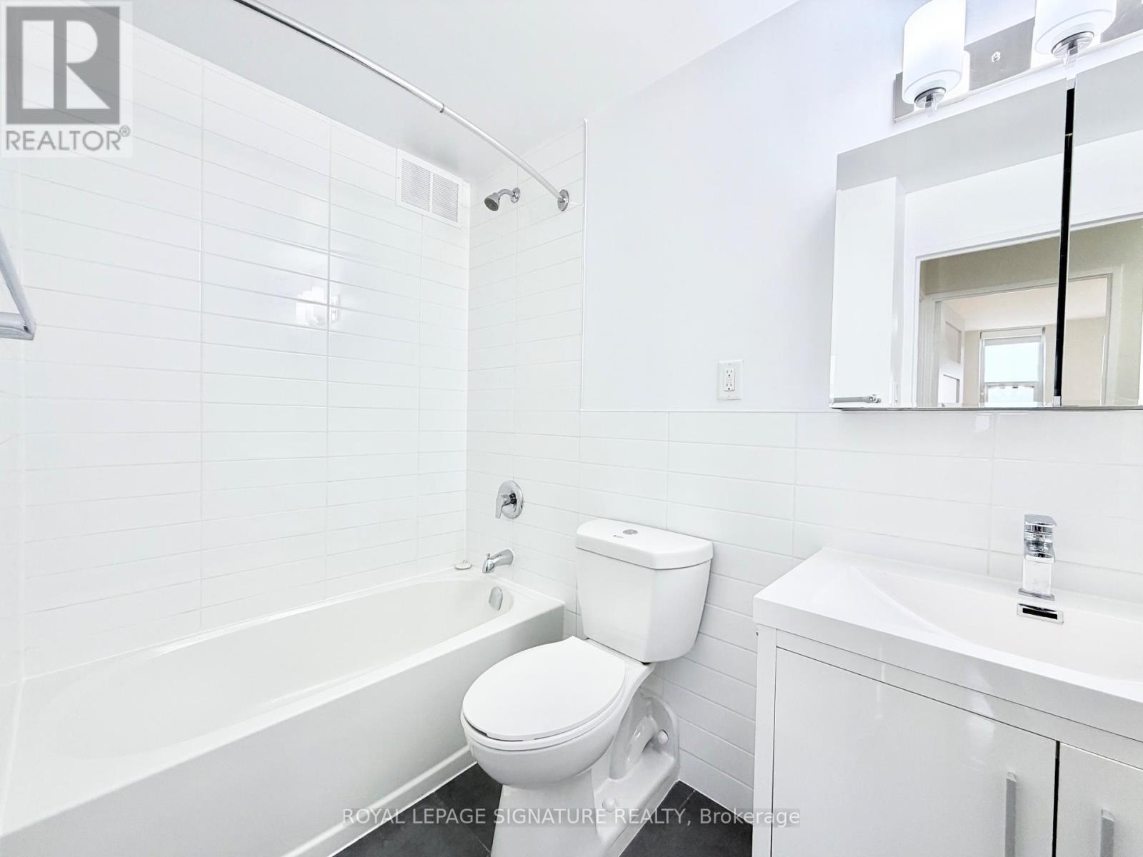 2311 - 666 Spadina Avenue, Toronto, Ontario  M5S 2H8 - Photo 19 - C13439178