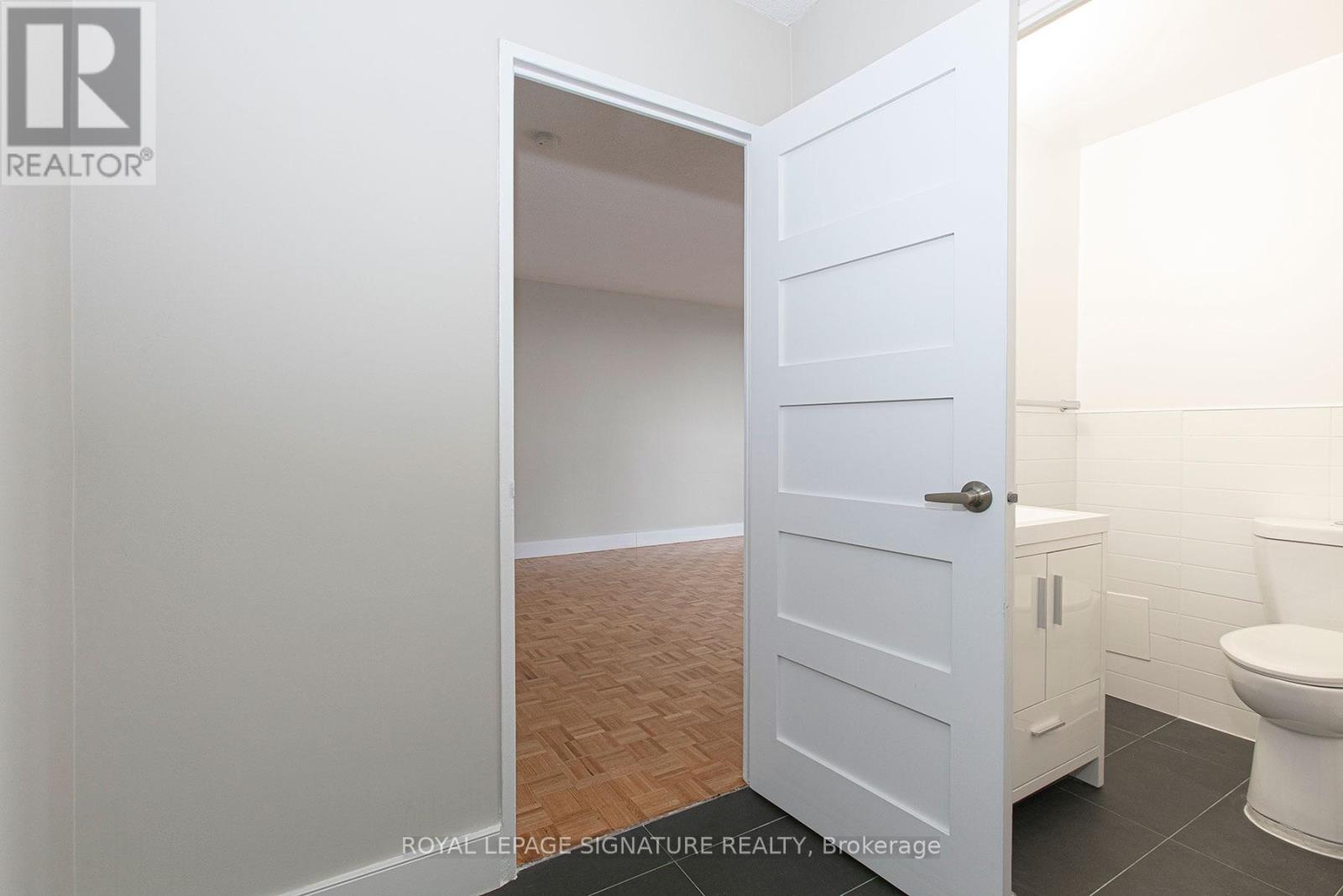 512 - 666 Spadina Avenue, Toronto, Ontario  M5S 2H8 - Photo 3 - C13439190