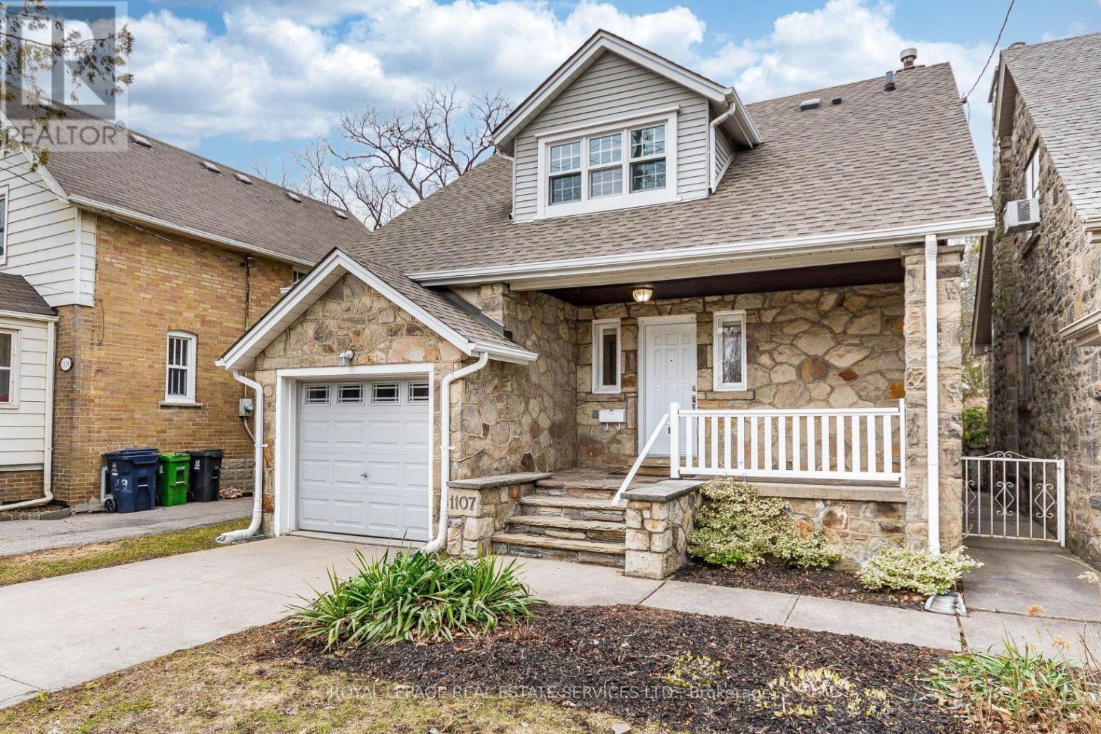 1107 ROYAL YORK ROAD, Toronto, Ontario