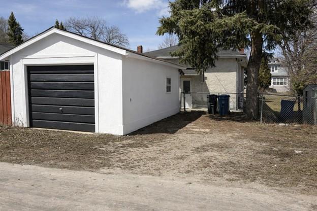 508 Rathgar Avenue, Winnipeg, Manitoba  R3L 1G3 - Photo 20 - 202613713