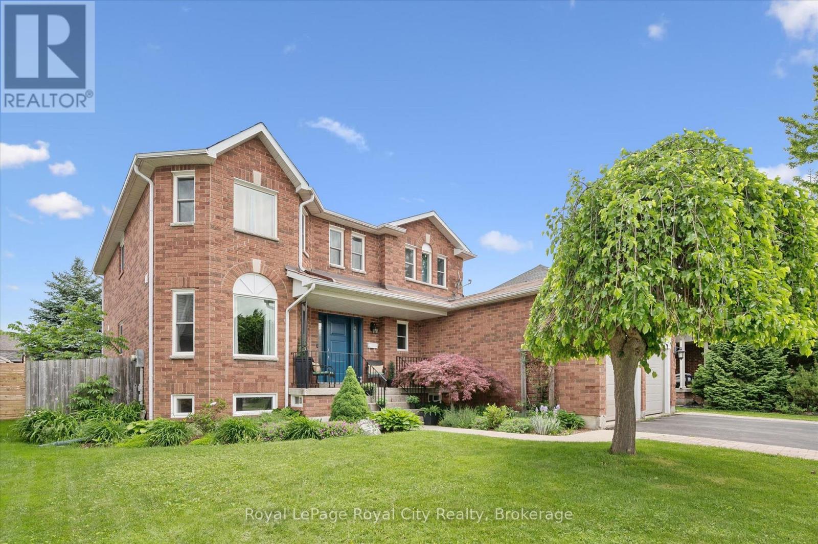 339 DANIEL CRESCENT, Centre Wellington, Ontario