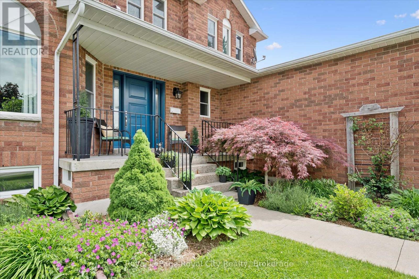 339 Daniel Crescent, Centre Wellington, Ontario  N0B 1S0 - Photo 3 - X13101528
