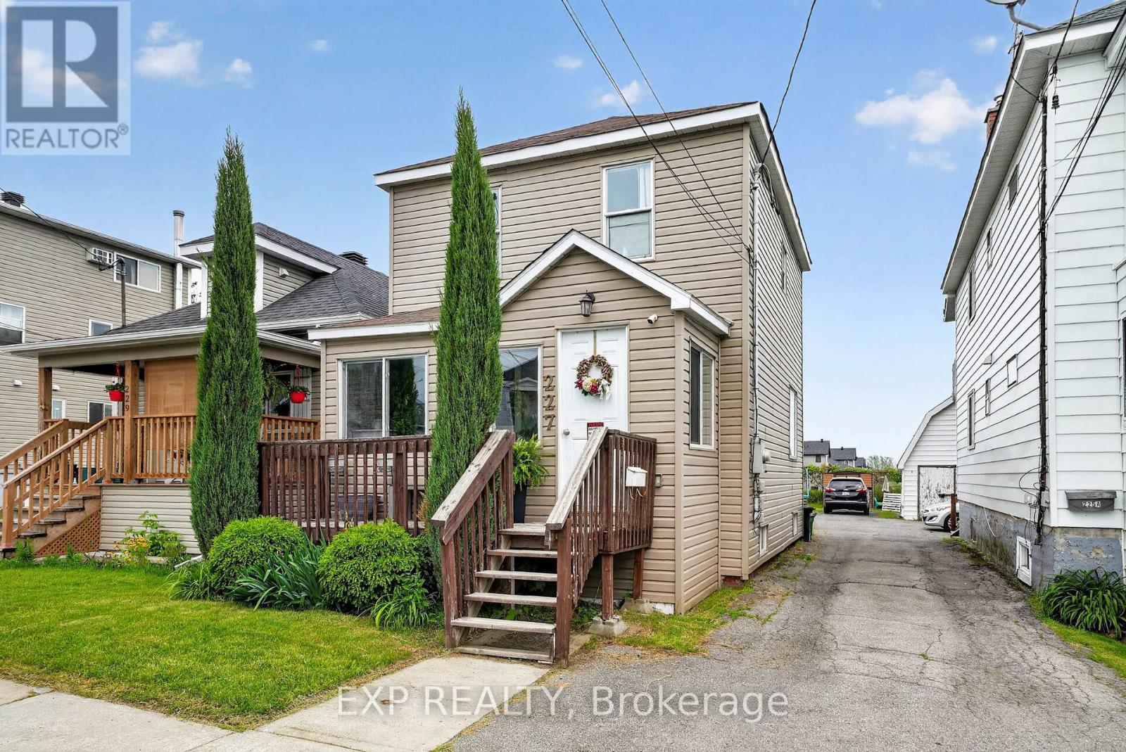 227 ST FELIX STREET, Cornwall, Ontario