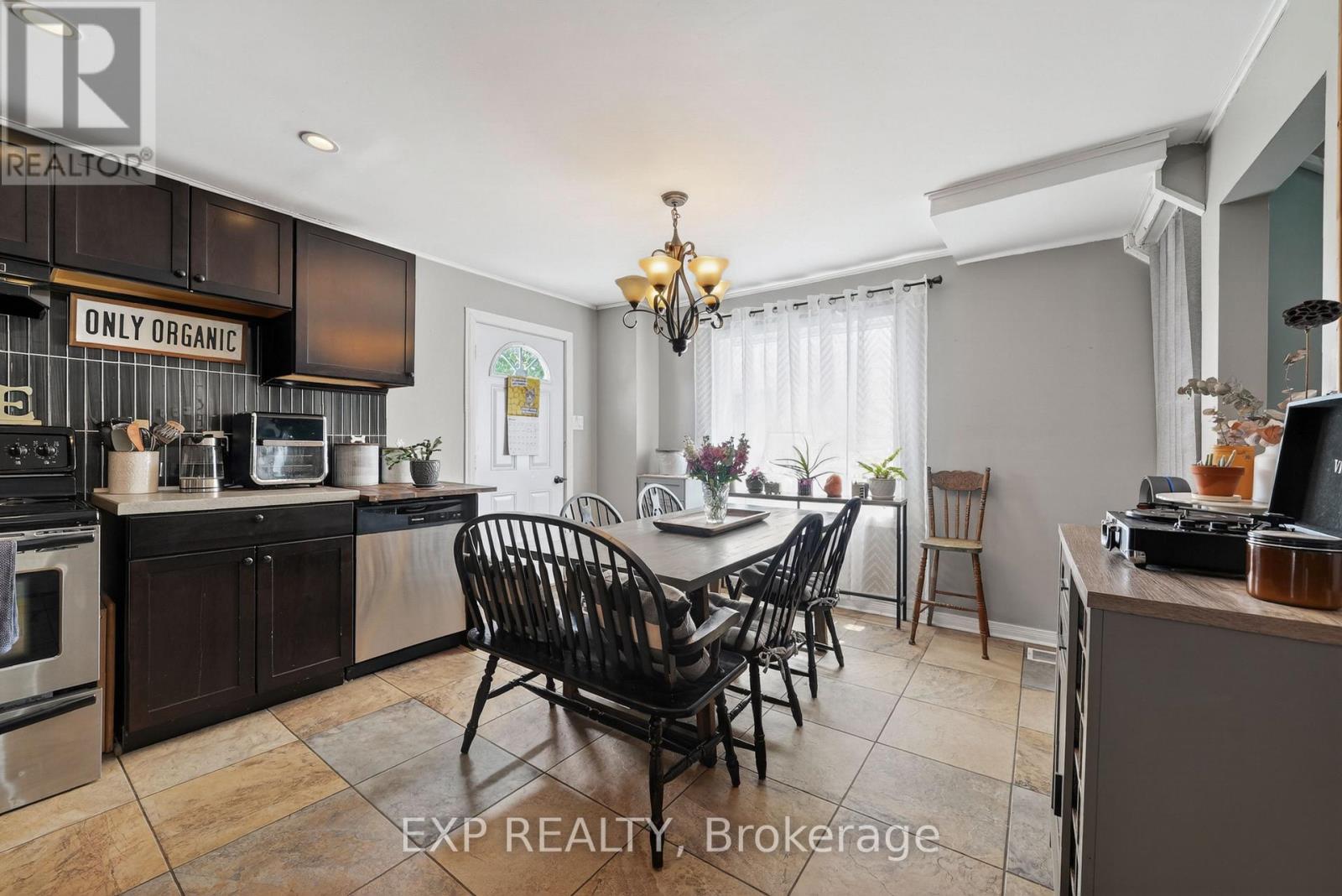227 St Felix Street, Cornwall, Ontario  K6H 5A4 - Photo 6 - X13441092