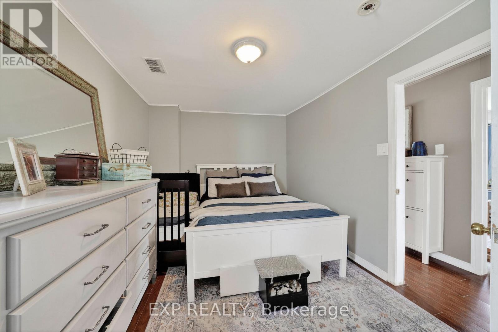 227 St Felix Street, Cornwall, Ontario  K6H 5A4 - Photo 8 - X13441092