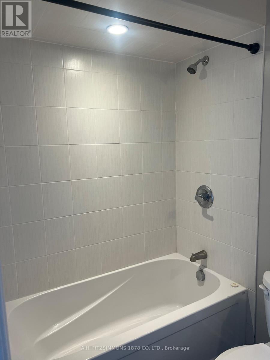302 - 805 Beauparc Pvt Private, Ottawa, Ontario  K1J 0A2 - Photo 15 - X13441118
