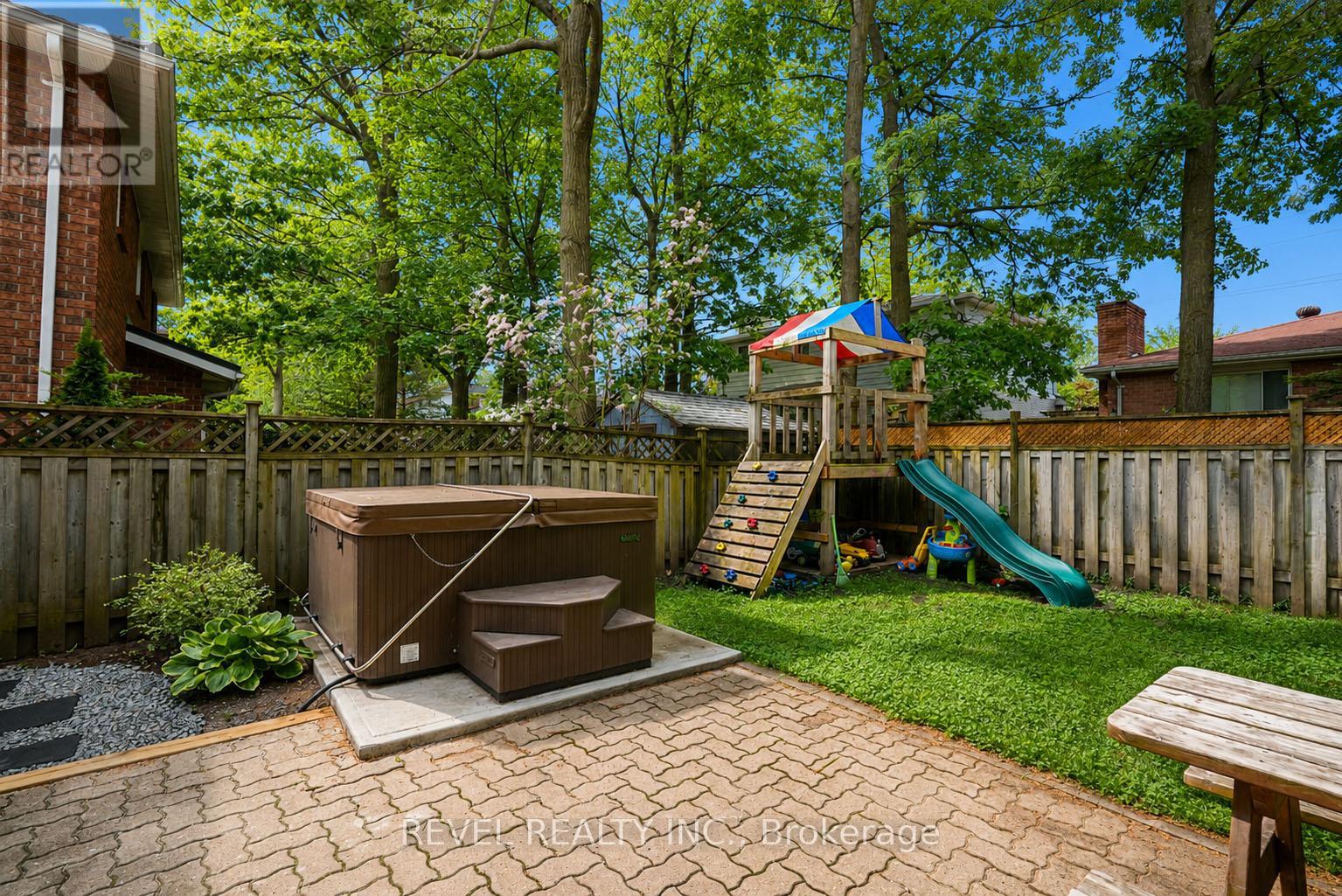 53 Oakridge Drive, Barrie, Ontario  L4N 5N6 - Photo 38 - S13441116