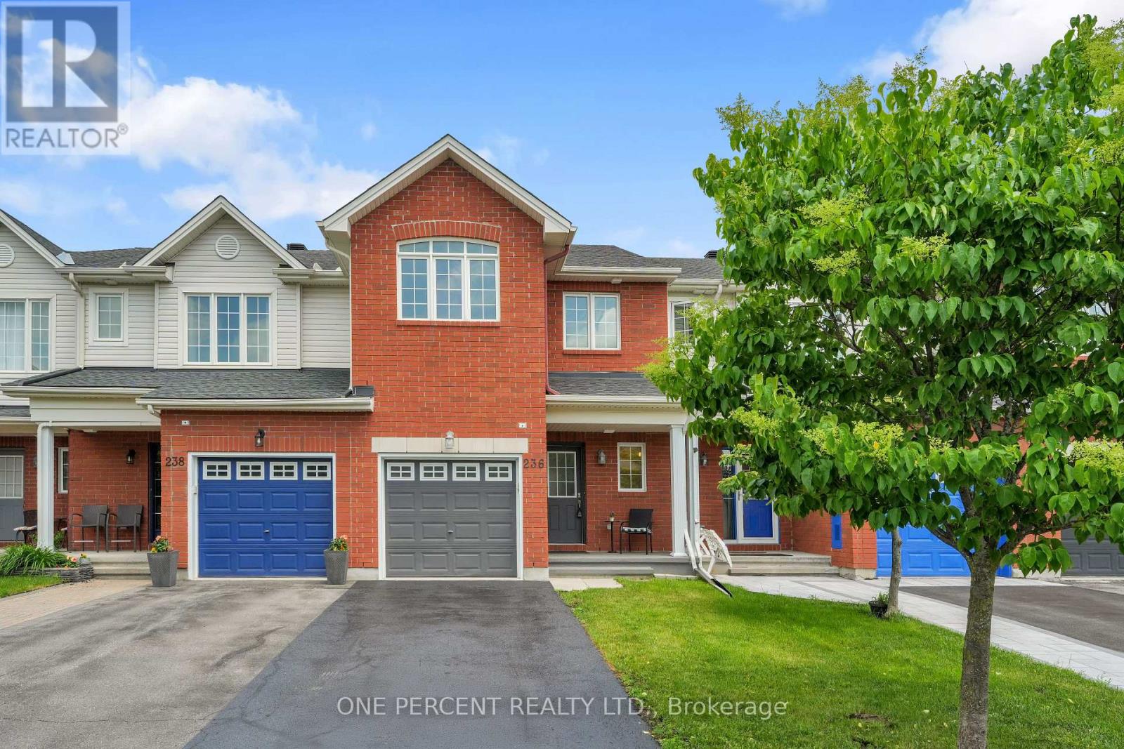 236 Arrita Street, Ottawa, Ontario  K2S 0J7 - Photo 2 - X13441154