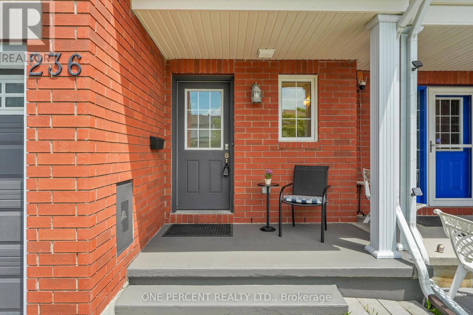 236 Arrita Street, Ottawa, Ontario  K2S 0J7 - Photo 3 - X13441154