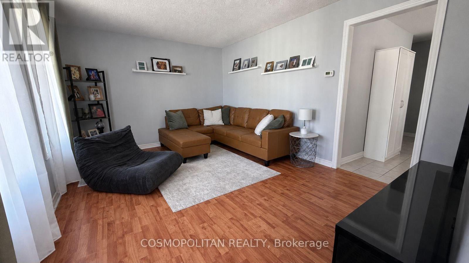 7421 Jubilee Drive, Niagara Falls, Ontario  L2G 7J2 - Photo 2 - X13441142